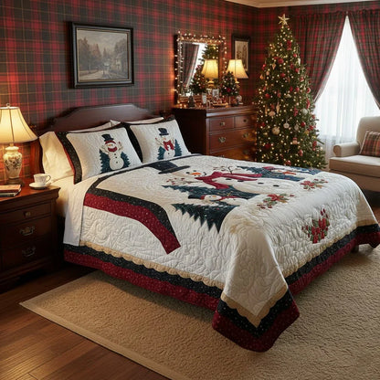 Quilted bed set with white comforter featuring snowman, red-and-navy border and two pillow shams