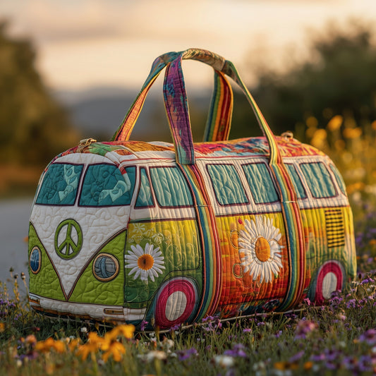 Hippie Van Quilted Duffle Bag - Model GFTOMA3268 Margaret York